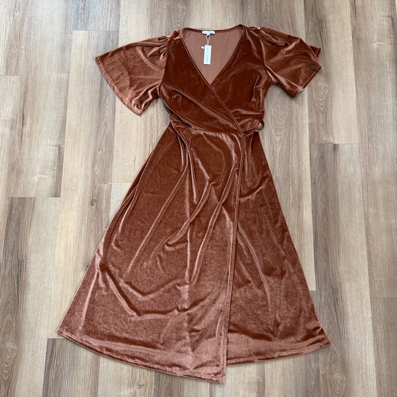 NWT Baltic Born Meghan Velvet Wrap Maxi Dress Spice Rust Brown Size XXXL or 3X - Picture 3 of 11